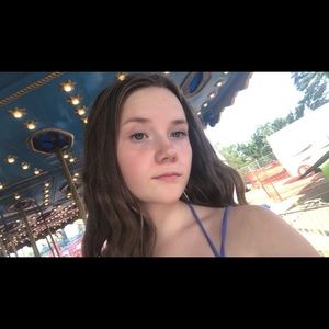 Meet your Posher, Emmaleigh